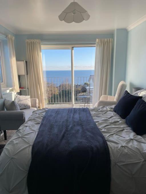 Stunning Charmouth Property With Bay Views! 外观 照片