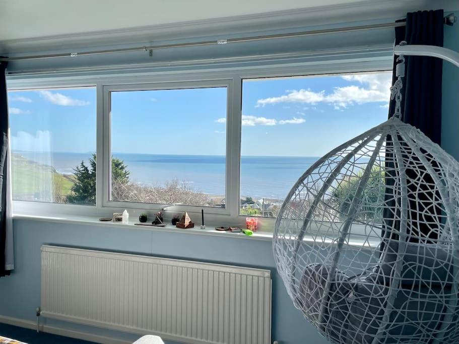 Stunning Charmouth Property With Bay Views! 外观 照片