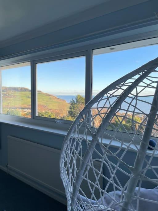 Stunning Charmouth Property With Bay Views! 外观 照片