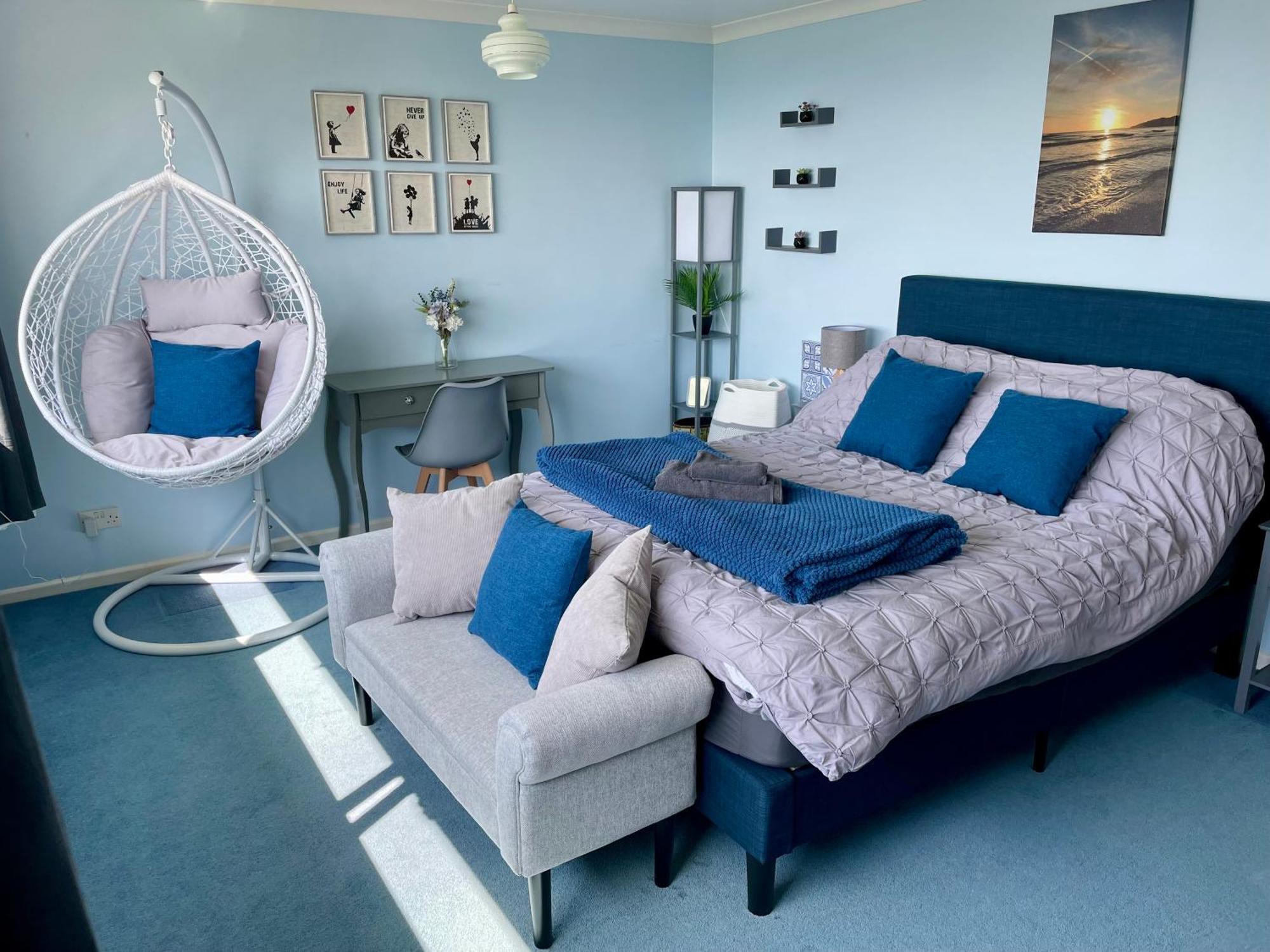 Stunning Charmouth Property With Bay Views! 外观 照片