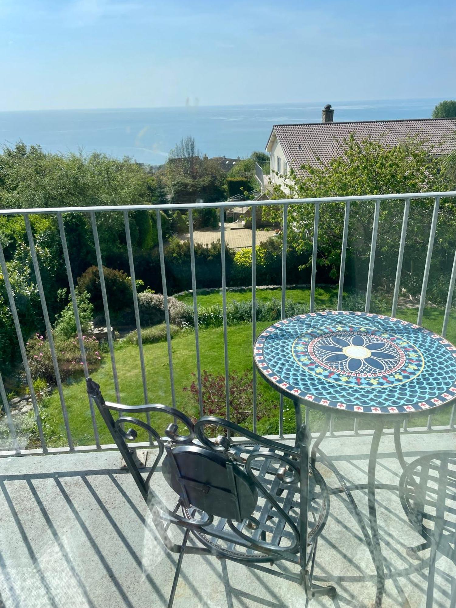 Stunning Charmouth Property With Bay Views! 外观 照片